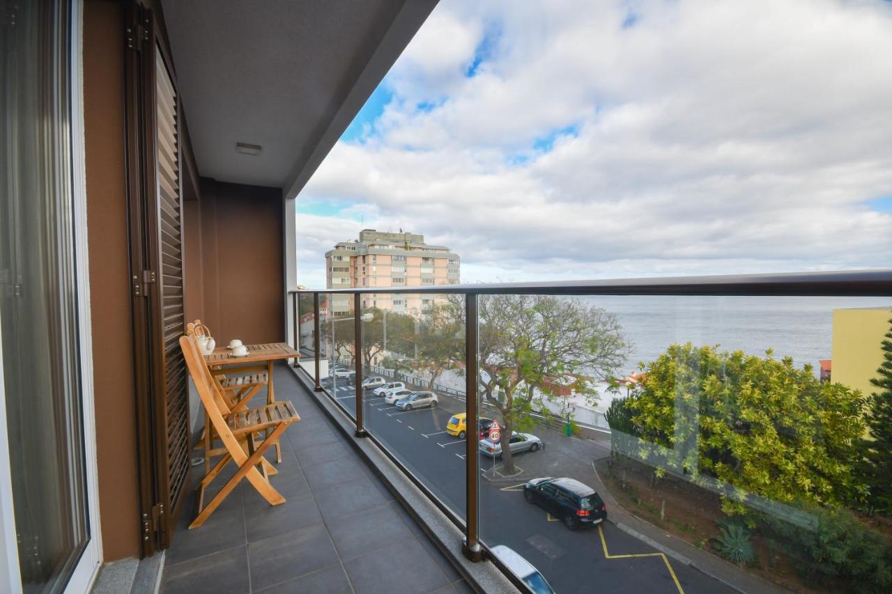 Spacious 3 Bedroom By The Beach Canico  Exterior photo